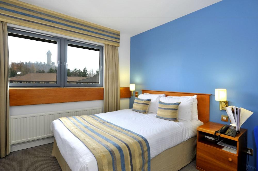 Stirling Court Hotel ภายนอก รูปภาพ