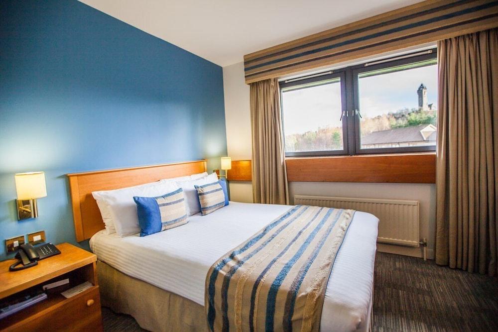 Stirling Court Hotel ภายนอก รูปภาพ